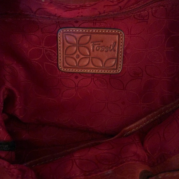 Fossil Elegant Red Leather Bucket Women's Bag - Picture 11 of 16